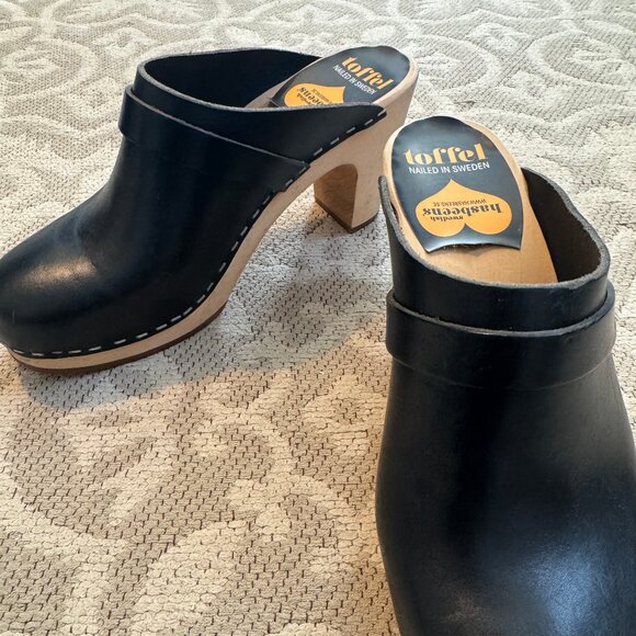 Swedish Hasbeen Slip-In Classic Clog, size 37 - Picture 1 of 4
